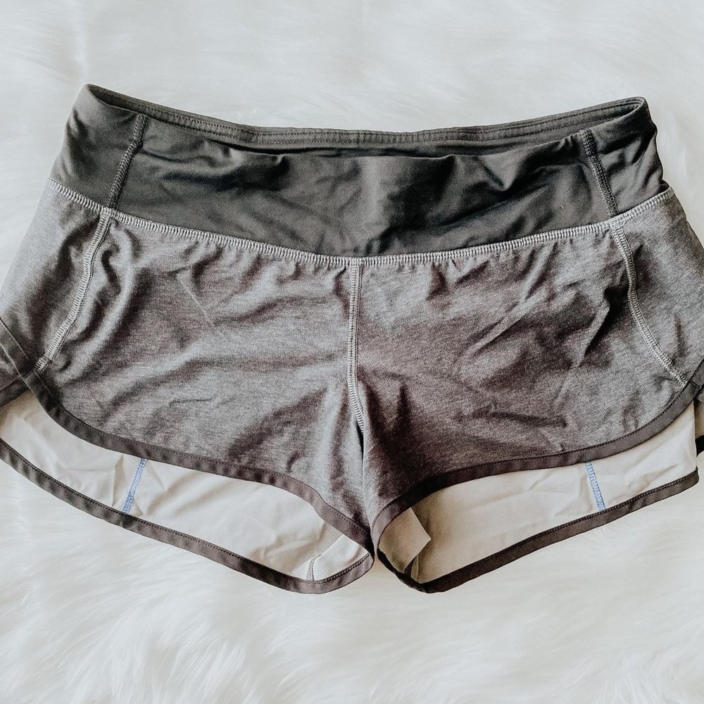 Lululemon Athletica Speed Up Shorts 2.5"